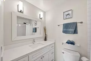 365 Perkins St, Oakland, CA 94610 - Photo 17