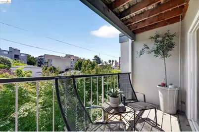 365 Perkins St #201, Oakland, CA 94610 - Photo 27
