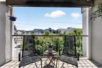 365 Perkins St #201, Oakland, CA 94610 - Photo 3