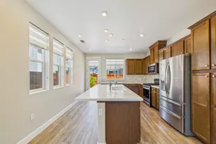 233 Central Parkway, Mountain House, CA 95391 - Photo 9