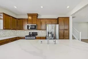 233 Central Parkway, Mountain House, CA 95391 - Photo 11