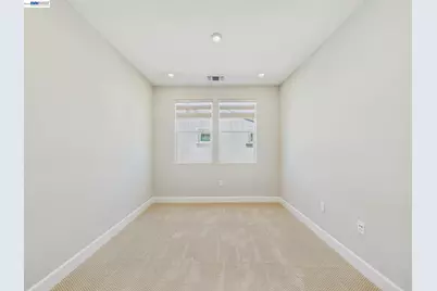 233 Central Pkwy, Mountain House, CA 95391 - Photo 33