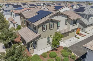 233 Central Parkway, Mountain House, CA 95391 - Photo 3