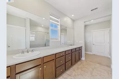 233 Central Pkwy, Mountain House, CA 95391 - Photo 45