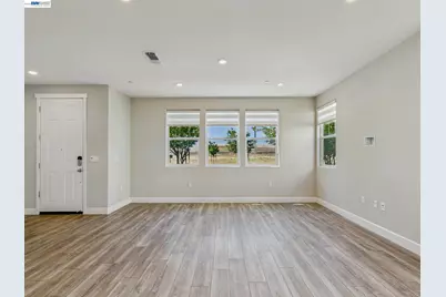 233 Central Pkwy, Mountain House, CA 95391 - Photo 21