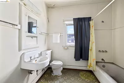 3101 San Pablo Ave, Berkeley, CA 94702 - Photo 23