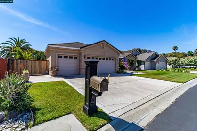 5619 Berwick Ct, Discovery Bay, CA 94505 - Photo 5