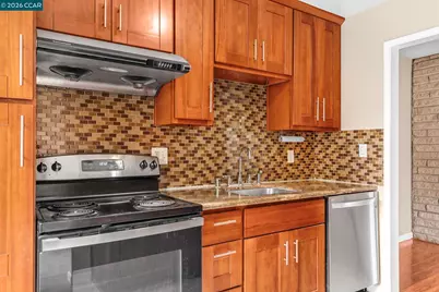 385 Jayne Ave #215, Oakland, CA 94610 - Photo 17