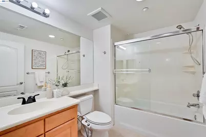 49002 Cinnamon Fern Common #427, Fremont, CA 94539 - Photo 17