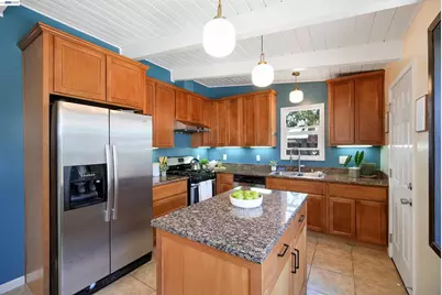 430 Dutchess Ln, Hayward, CA 94544 - Photo 31