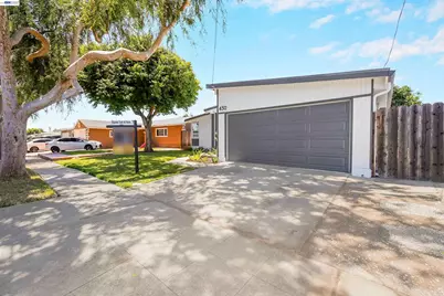 430 Dutchess Ln, Hayward, CA 94544 - Photo 7