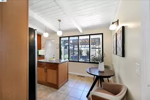 430 Dutchess Ln, Hayward, CA 94544 - Photo 29