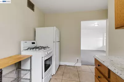 242 Kendall Ave, Crockett, CA 94525 - Photo 15