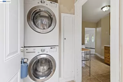 242 Kendall Ave, Crockett, CA 94525 - Photo 21