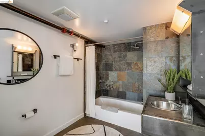 73 Sumner St #402, San Francisco, CA 94103 - Photo 39