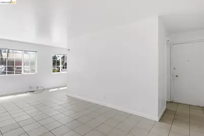 2207 Bonar St, Berkeley, CA 94702 - Photo 5