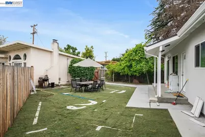 30544 Hoylake St, Hayward, CA 94544 - Photo 27