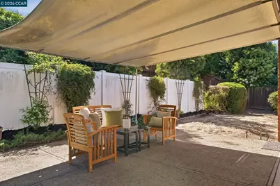902 Glennan Dr, Redwood City, CA 94061 - Photo 43