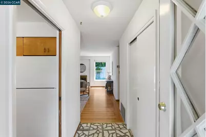 902 Glennan Dr, Redwood City, CA 94061 - Photo 7