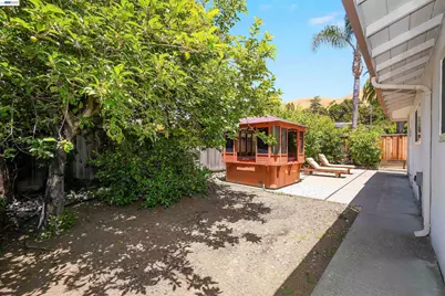 31590 Hugh Way, Hayward, CA 94544 - Photo 47