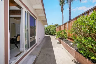 31590 Hugh Way, Hayward, CA 94544 - Photo 41