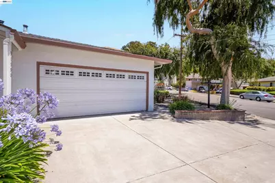 31590 Hugh Way, Hayward, CA 94544 - Photo 11