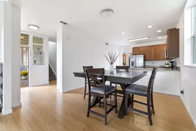 117 Kingswood Ln, Martinez, CA 94553 - Photo 17