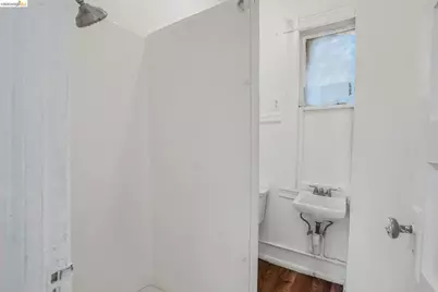 630 York, Vallejo, CA 94590 - Photo 25
