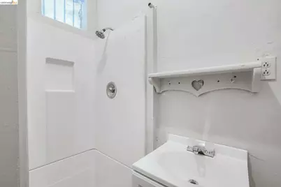 630 York, Vallejo, CA 94590 - Photo 27