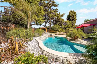 30562 Troon Pl, Hayward, CA 94544 - Photo 57