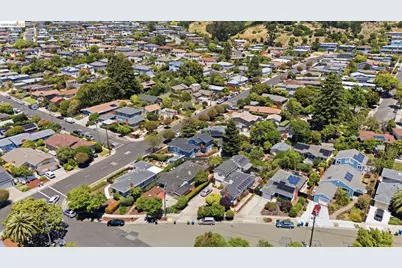 6922 Blake St, El Cerrito, CA 94530 - Photo 85