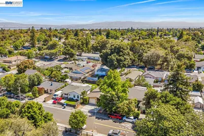2170 Ralmar Ave, East Palo Alto, CA 94303 - Photo 33