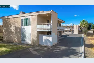 218 K St, Los Banos, CA 93635 - Photo 3