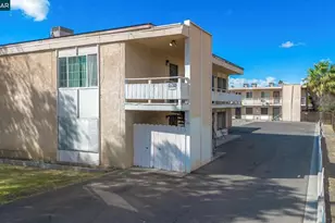 218 K St, Los Banos, CA 93635 - Photo 3