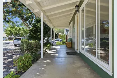 16010 Via Sevilla, San Lorenzo, CA 94580 - Photo 3