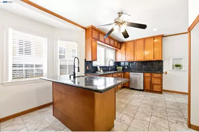 5814 Fleming Ave, Oakland, CA 94605 - Photo 29
