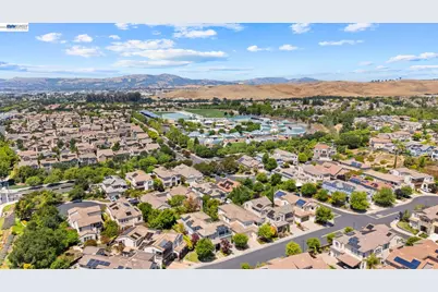3207 Vittoria Loop, Dublin, CA 94568 - Photo 39