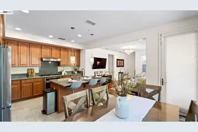 3207 Vittoria Loop, Dublin, CA 94568 - Photo 7