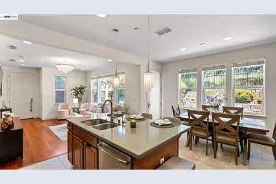 3207 Vittoria Loop, Dublin, CA 94568 - Photo 9