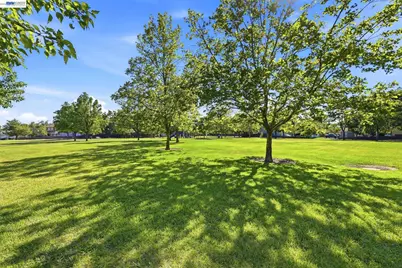 5350 Dunlay Dr #412, Sacramento, CA 95835 - Photo 39