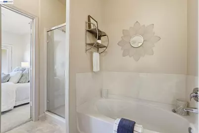 5350 Dunlay Dr #412, Sacramento, CA 95835 - Photo 29