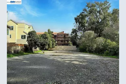 41426 Roberts Ave, Fremont, CA 94538 - Photo 1