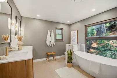1085 Brookwood Road, Oakland, CA 94610 - Photo 27