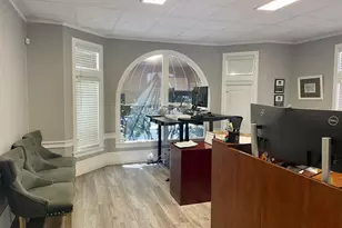 370 Grand Ave, Oakland, CA 94610 - Photo 1