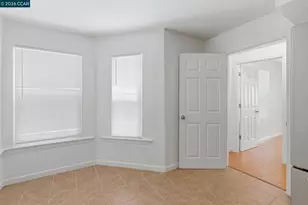 1522 Harmon St, Berkeley, CA 94703 - Photo 29