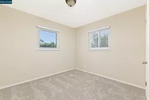 5311 78th St, Sacramento, CA 95820 - Photo 13