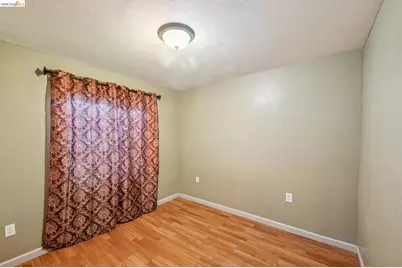 1820 International Blvd, Oakland, CA 94606 - Photo 19