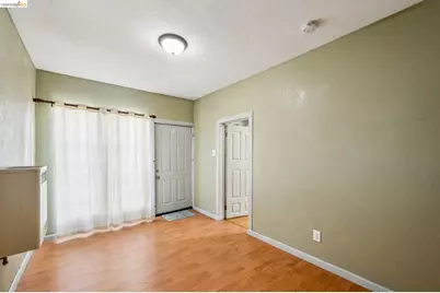 1820 International Blvd, Oakland, CA 94606 - Photo 17