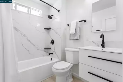 17381 Via La Jolla, San Lorenzo, CA 94580 - Photo 19