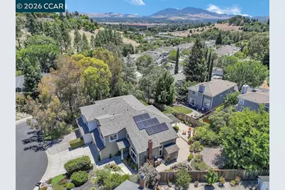 2246 Bridgeport Way, Martinez, CA 94553 - Photo 43